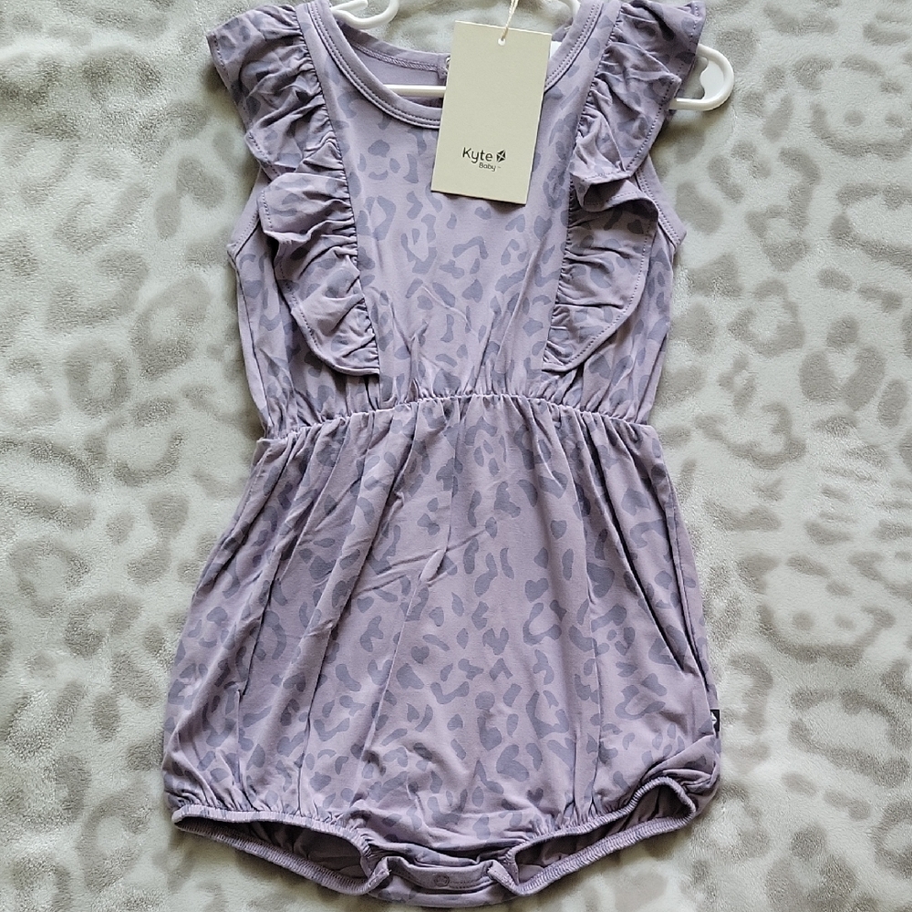 Kyte BABY Taro Leopard Romper